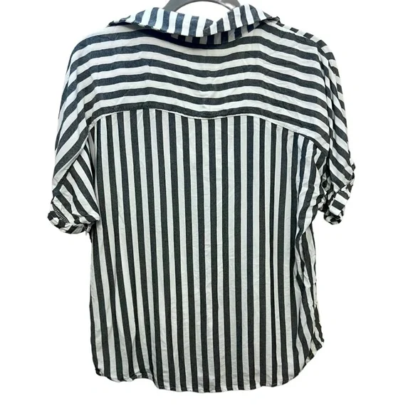 Blue Rain Grey and White striped V neck Blouse - Picture 4 of 4